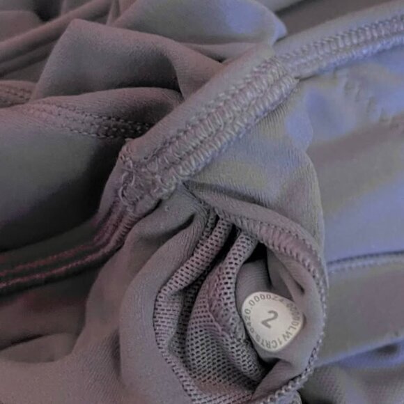 Lululemon Align Cropped Tank Top with Built in Bra in Purple Women's size 2 - Picture 4 of 5